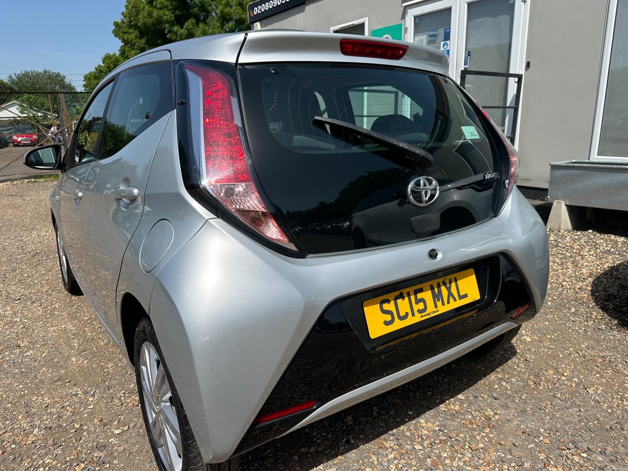 TOYOTA AYGO 1.0 VVT I X PRESSION X WAVE EURO 5 5DR EURO 5...